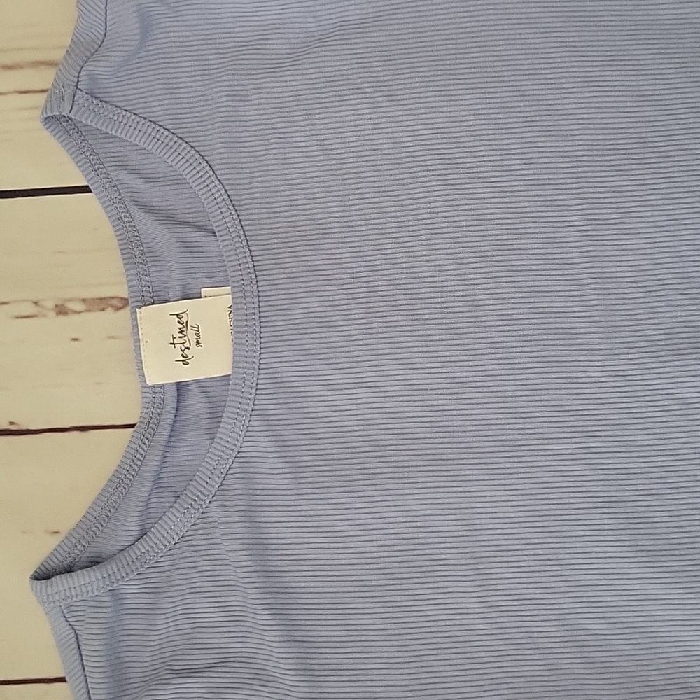 Crop top - Picture 3 of 8